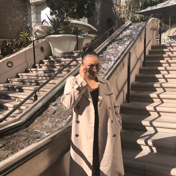 Meet your Posher, Bree - Picture 1 of 1